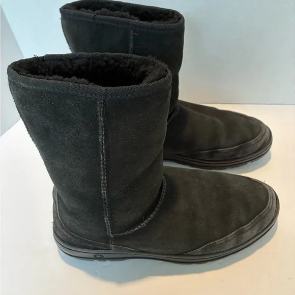Vantage UGG Australia Ultra Short Boots Womens men 6 women 7 Made in New Zealand UGG® Australia Classic Ultra Mini Boots (For Women) main image 4